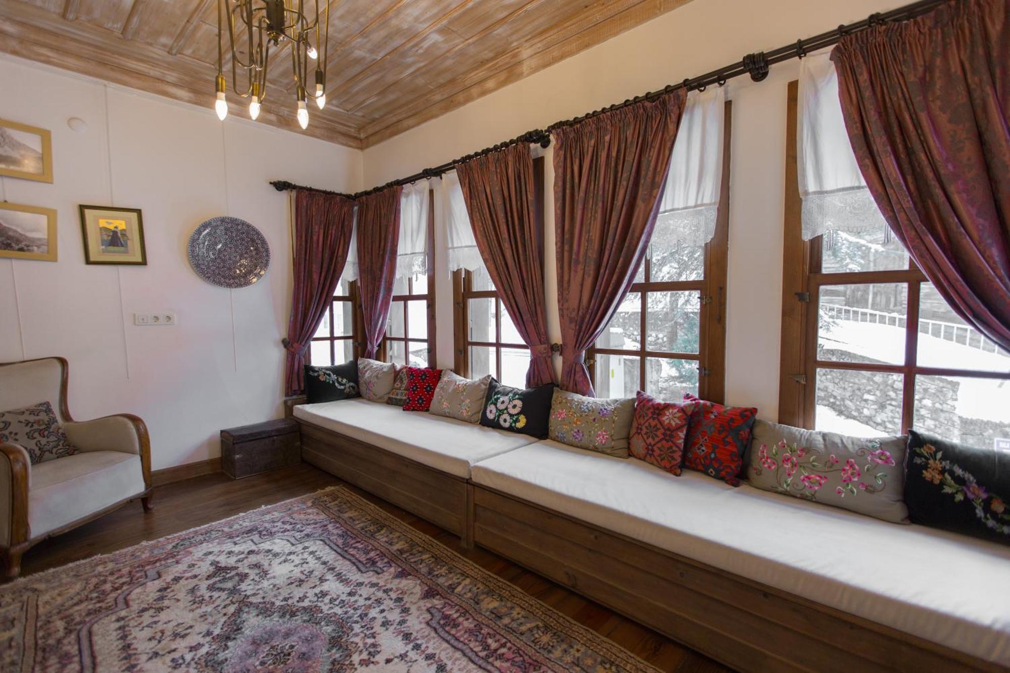 Egirdir Isparta Historical Mansion Eskiciler Konagi - Cittaslow מראה חיצוני תמונה