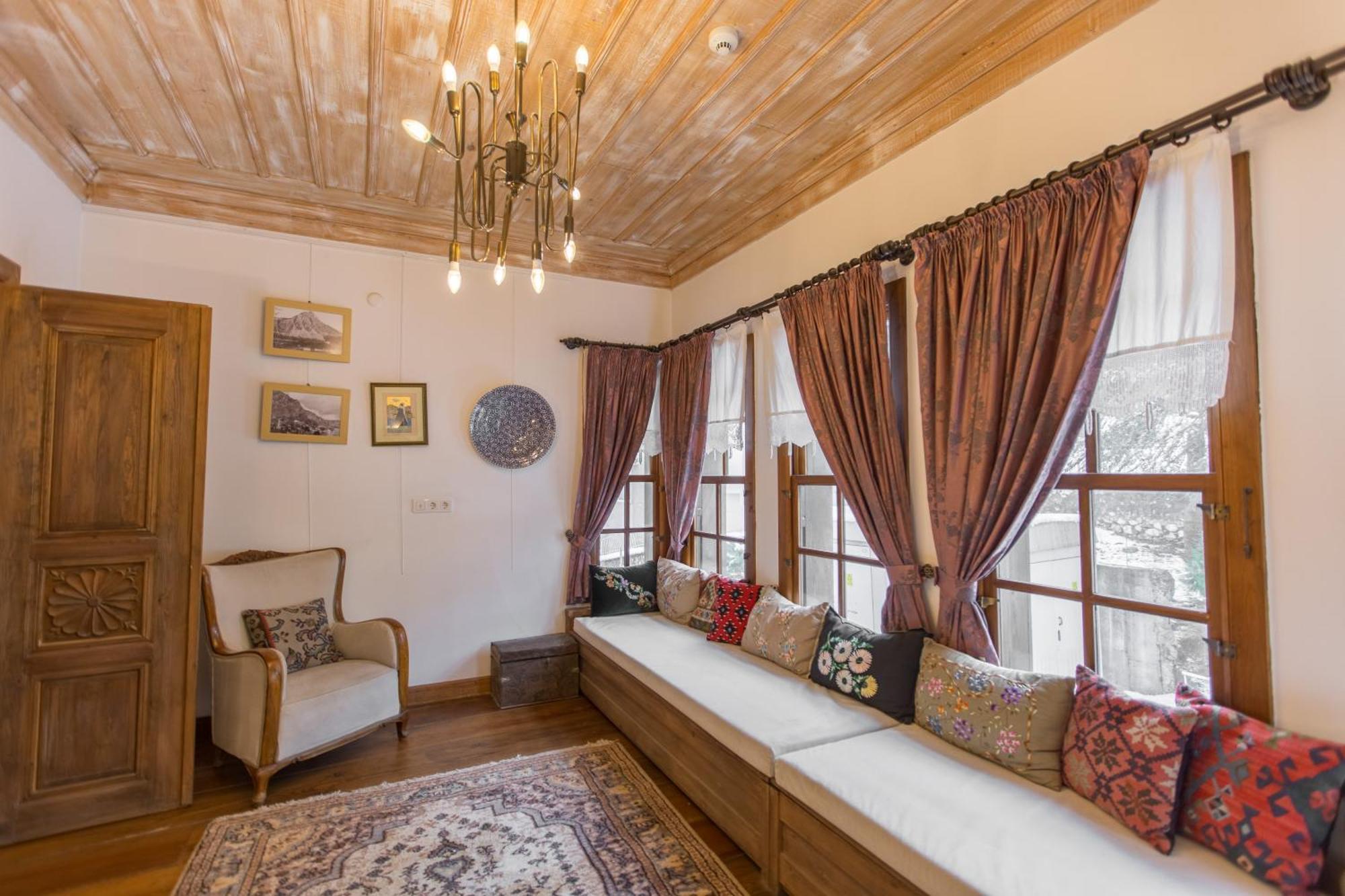 Egirdir Isparta Historical Mansion Eskiciler Konagi - Cittaslow מראה חיצוני תמונה