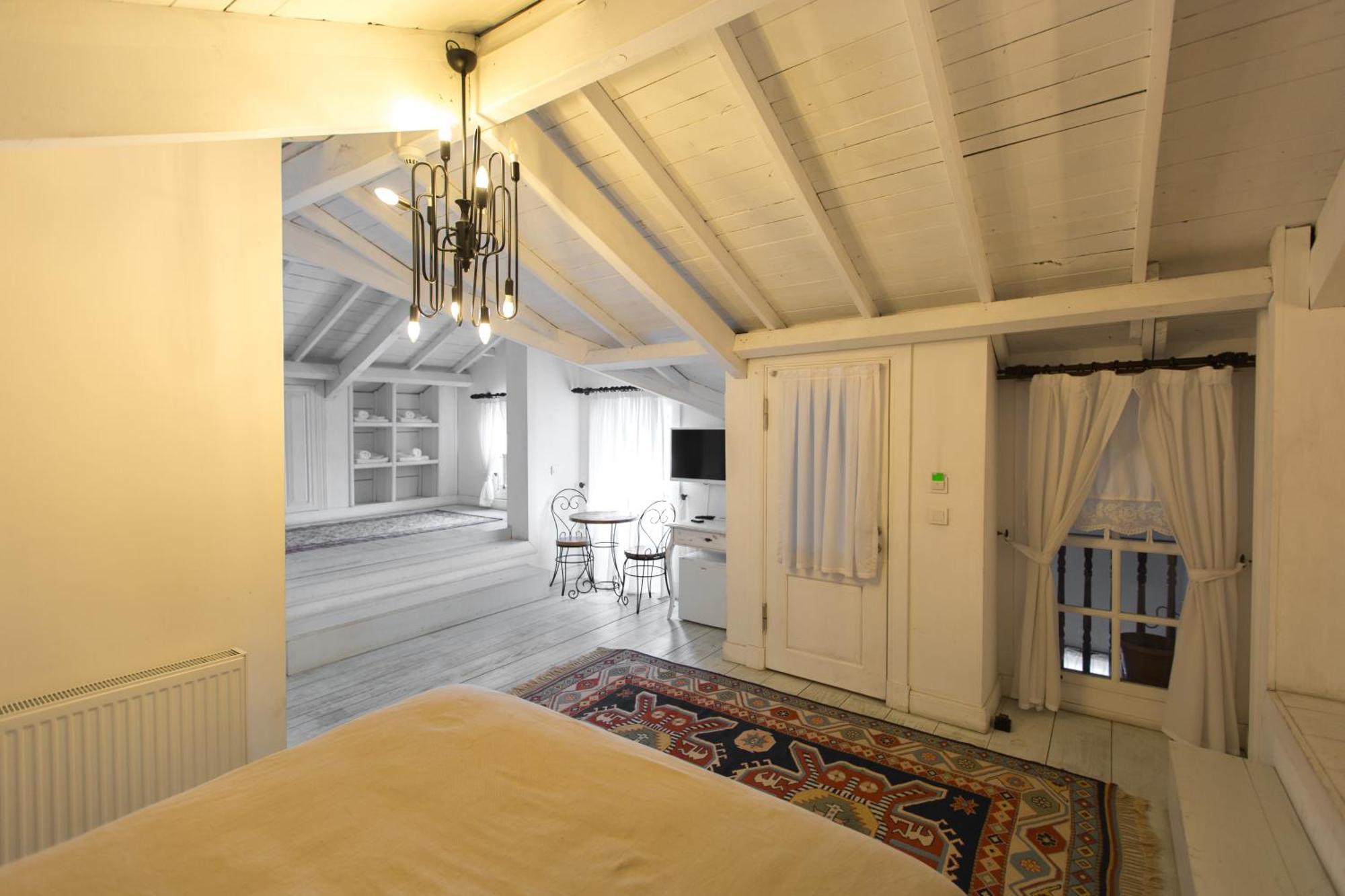 Egirdir Isparta Historical Mansion Eskiciler Konagi - Cittaslow מראה חיצוני תמונה