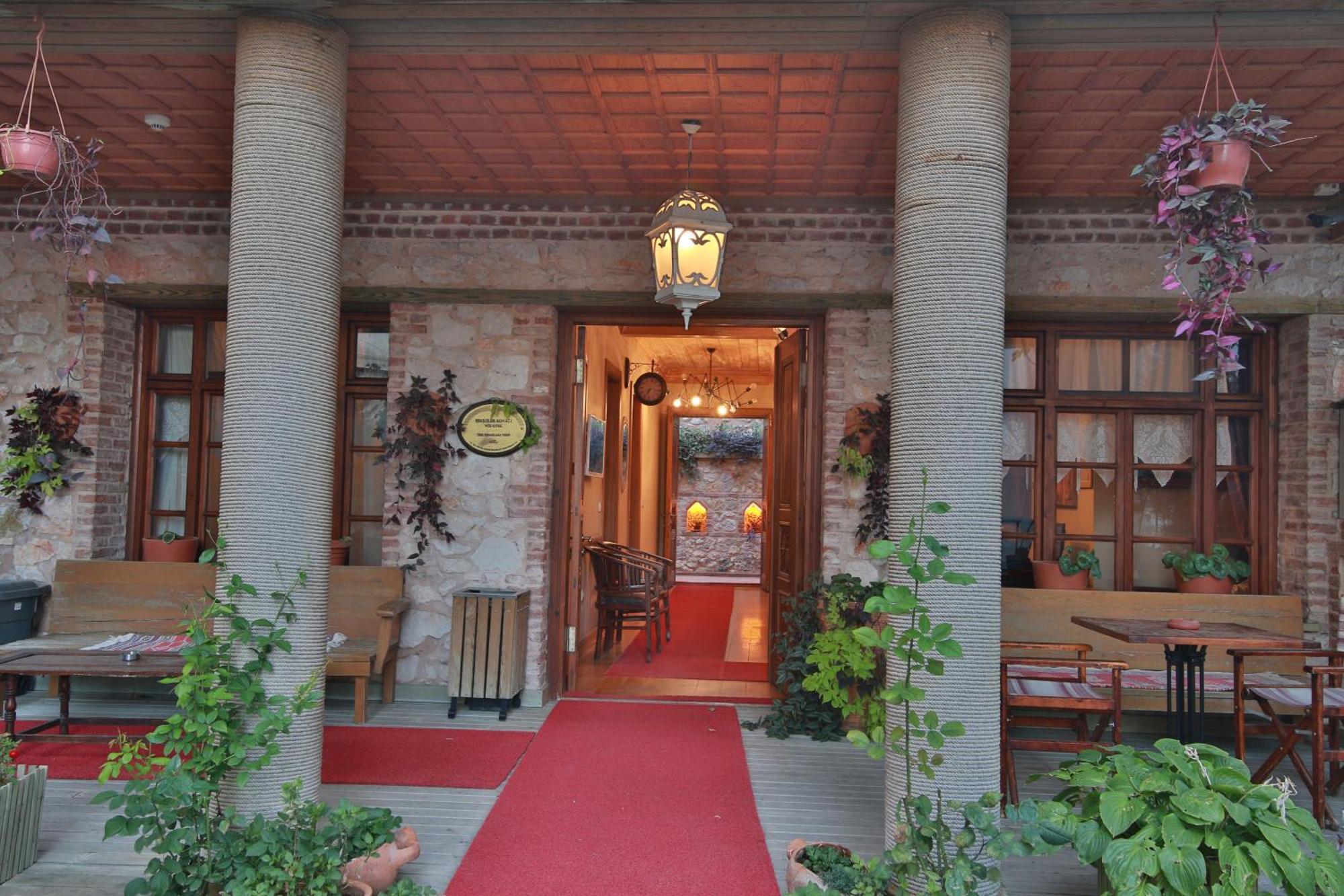 Egirdir Isparta Historical Mansion Eskiciler Konagi - Cittaslow מראה חיצוני תמונה