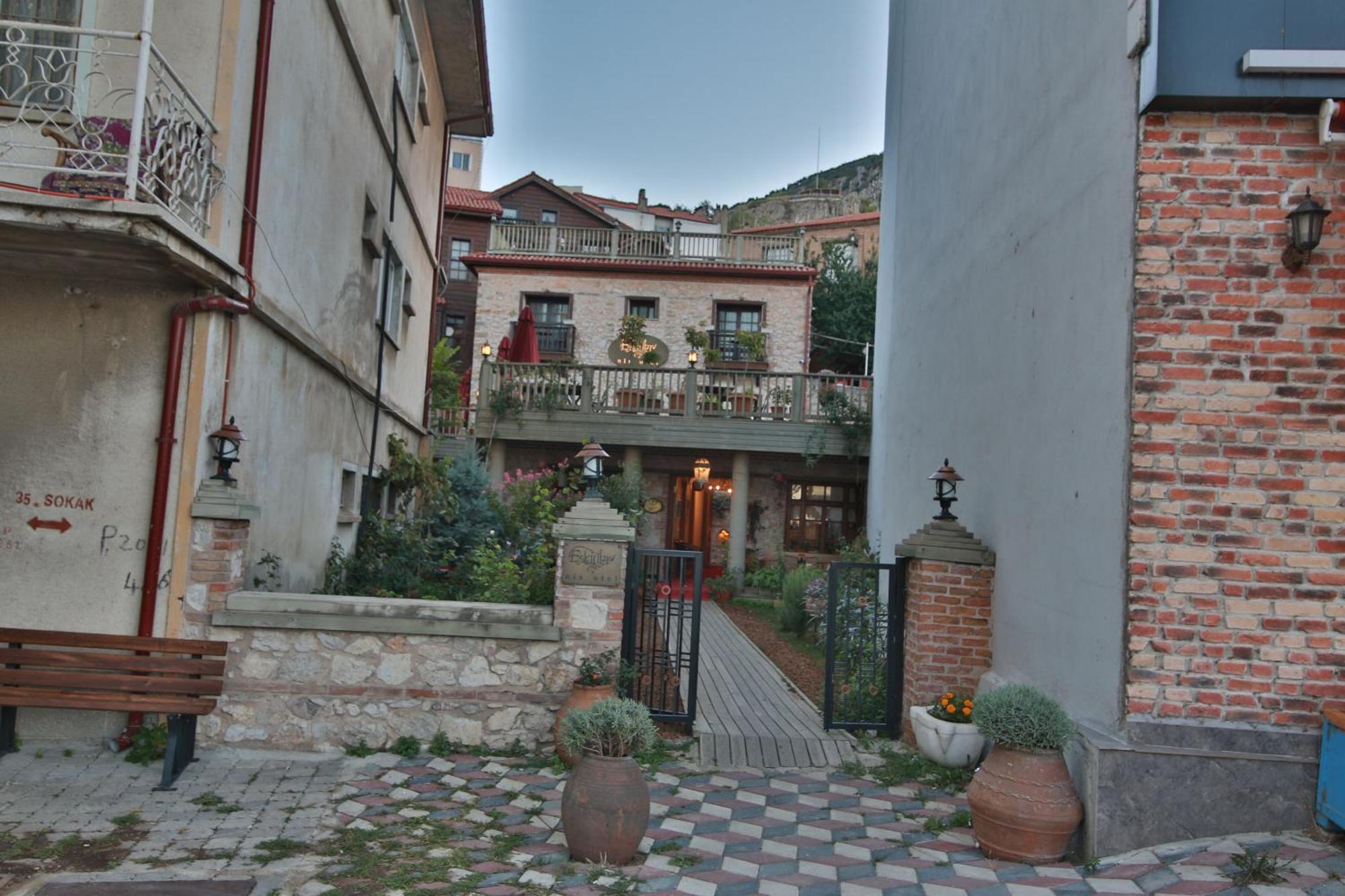 Egirdir Isparta Historical Mansion Eskiciler Konagi - Cittaslow מראה חיצוני תמונה