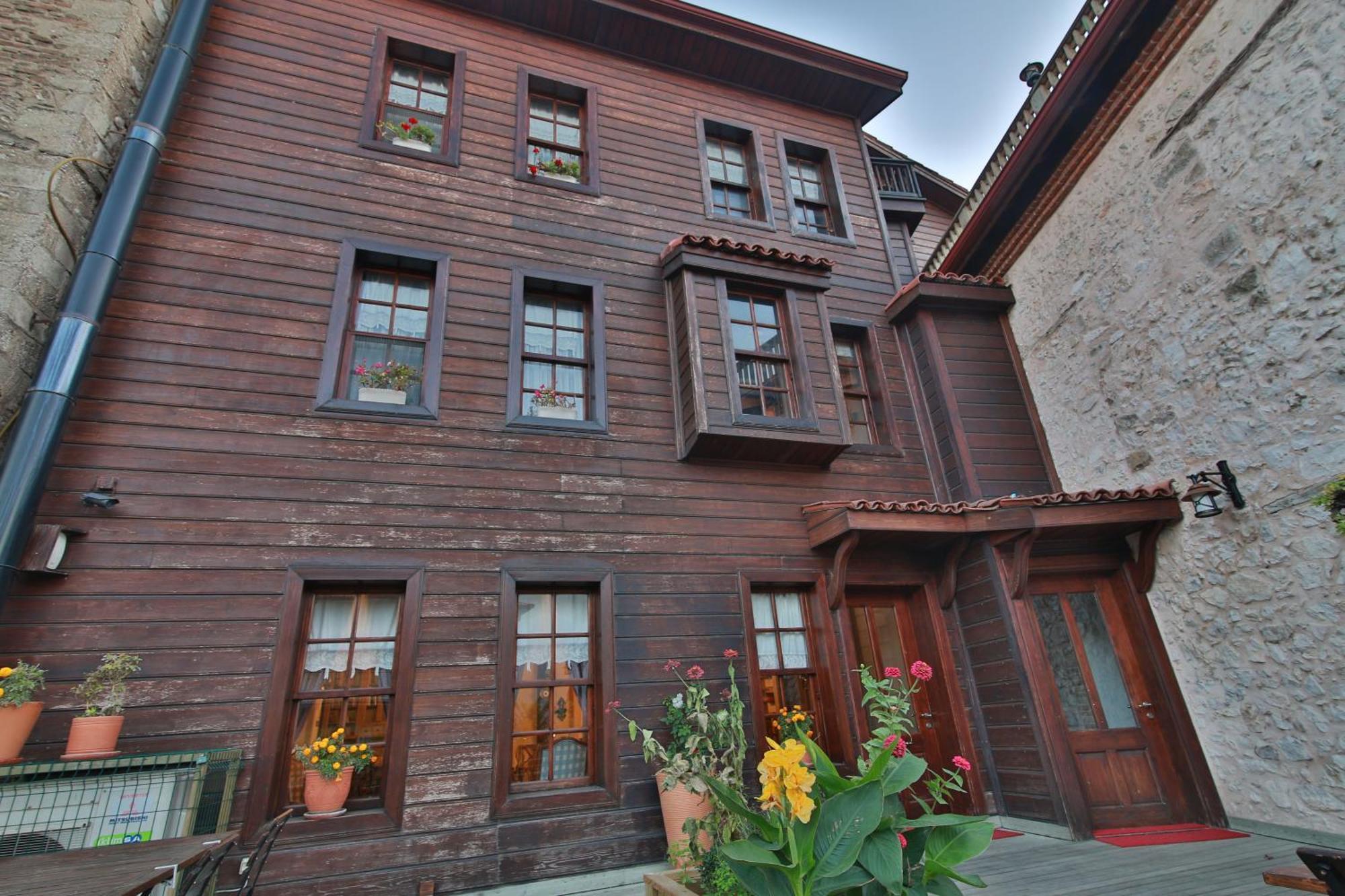 Egirdir Isparta Historical Mansion Eskiciler Konagi - Cittaslow מראה חיצוני תמונה